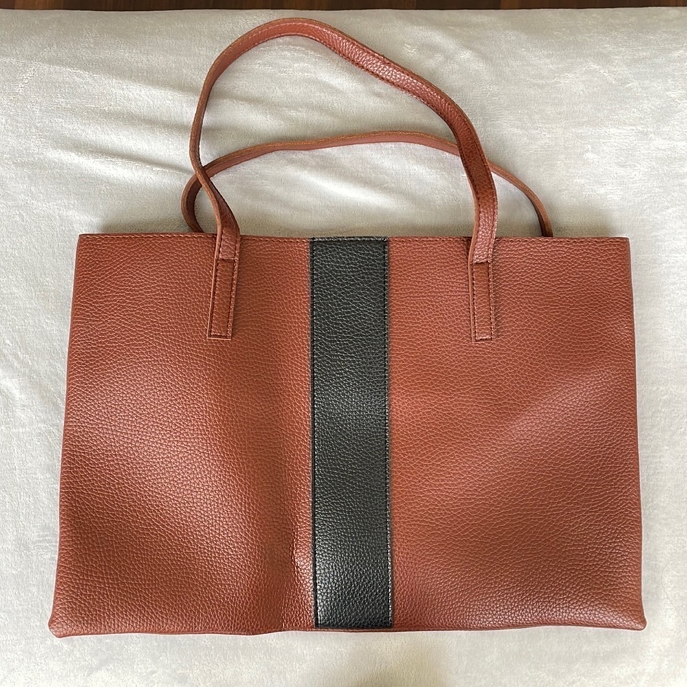 Vince Camuto Tote​​​​